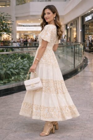 Vestido Midi em Algodão com Bordado em Rechilieu